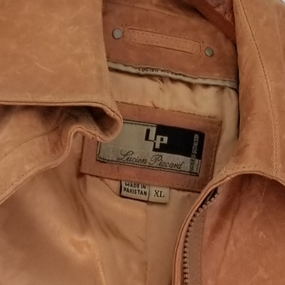 Lucien Piccard Womens Leather of Distinction Tan Coat, Size M/L - Picture 12 of 15